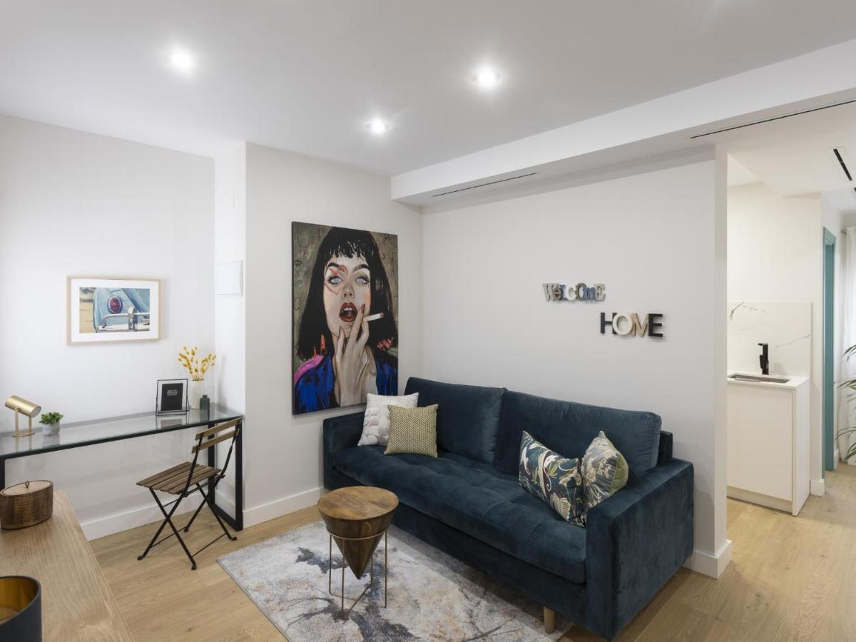 Beautiful Blue Triana Apartment เซบีญา ภายนอก รูปภาพ