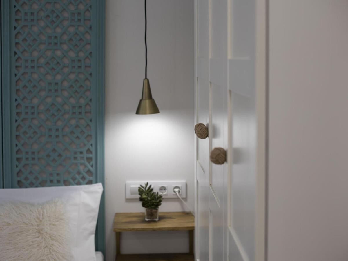 Beautiful Blue Triana Apartment เซบีญา ภายนอก รูปภาพ